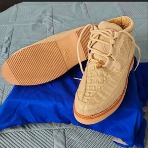 Men's Cream Crocodile Dress Shoes